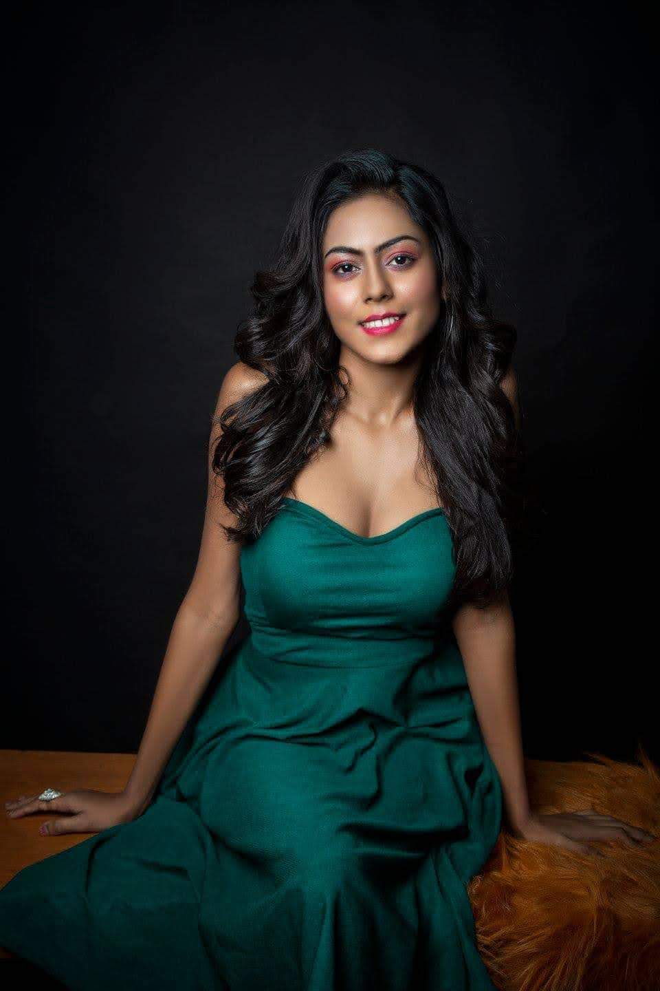 hyderabad Airhostess Escort Neha